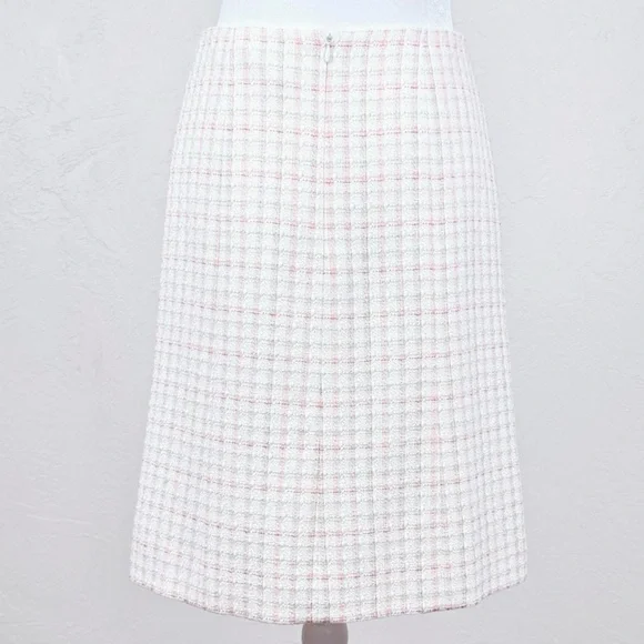 Chanel 04C 2004 Cruise Resort Ivory Fantasy Tweed B2364 Skirt Size 36 FR 4 US - Picture 5 of 16